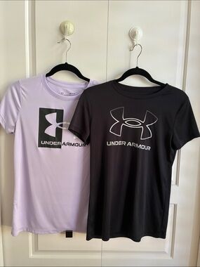 Under Armour Black & Light Lavender Short Sleeve Logo Tees- Size Sm
